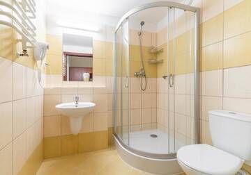 Фото номера Двухместный номер с 2 отдельными кроватями Отель Vestina Wellness &amp; SPA Hotel г. Мендзыздрое 5