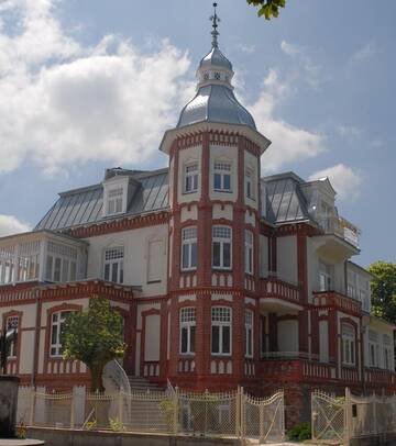 Фотографии Отели типа «постель и завтрак» Villa Stella Maris г. Мендзыздрое (Польша) №1 Фото Отели типа «постель и завтрак» Villa Stella Maris г. Мендзыздрое 1