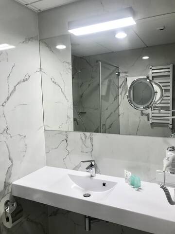 Фото номера Одноместный номер Делюкс Отель Trofana Wellness &amp; SPA г. Мендзыздрое 2
